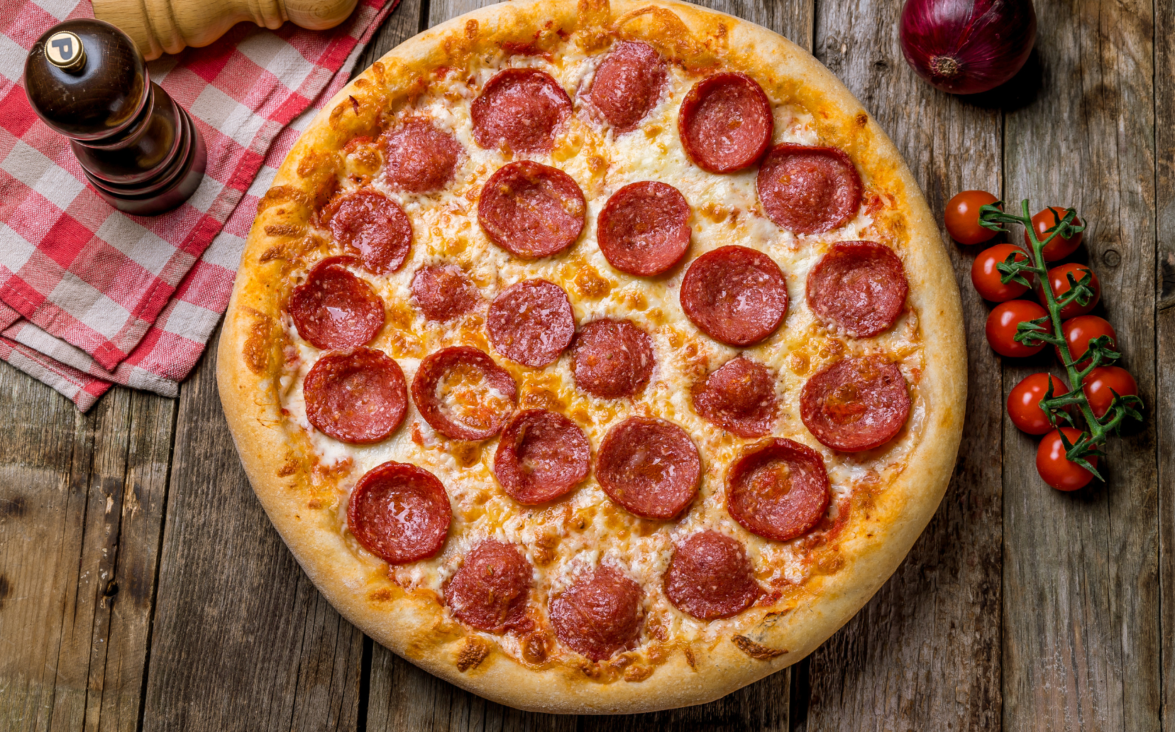 Taş Fırın Pizzasının Farkı Nedir? Neden Daha Lezzetli?