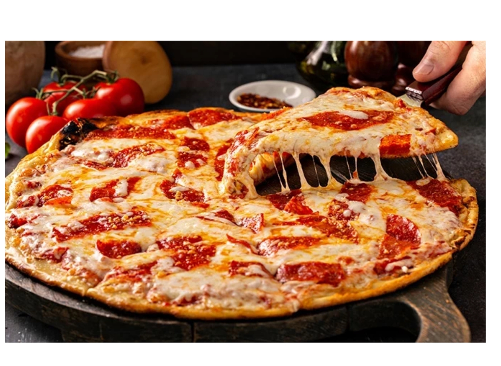 sınırsız pizza+sınırsız cips+tek seferlik 200 ml şişe içecek